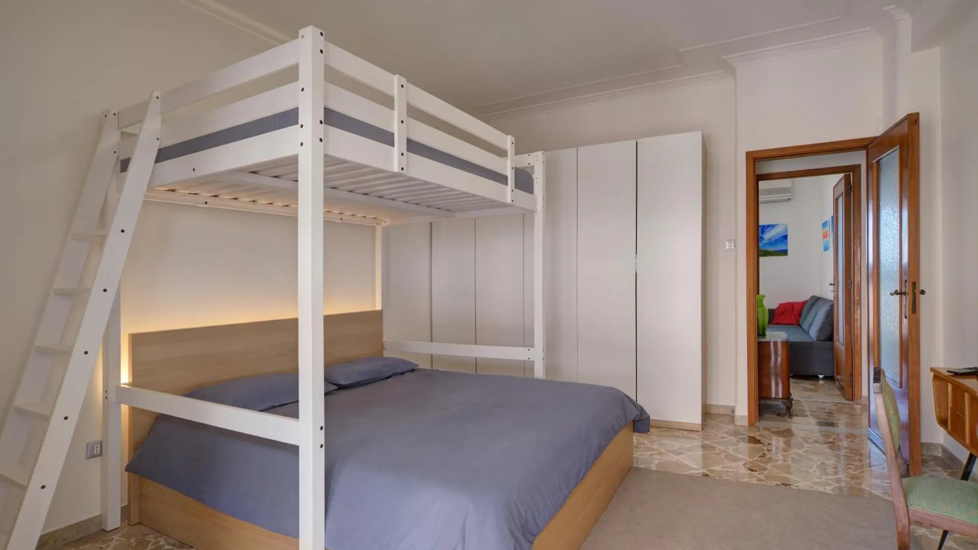 Apartment Top Floor Aparthotel Bentivoglio Catania