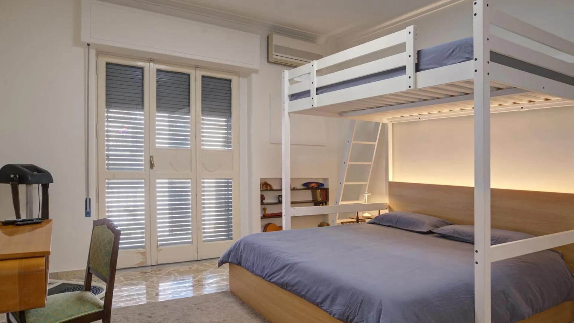 Top Floor Aparthotel Bentivoglio Catania Italy