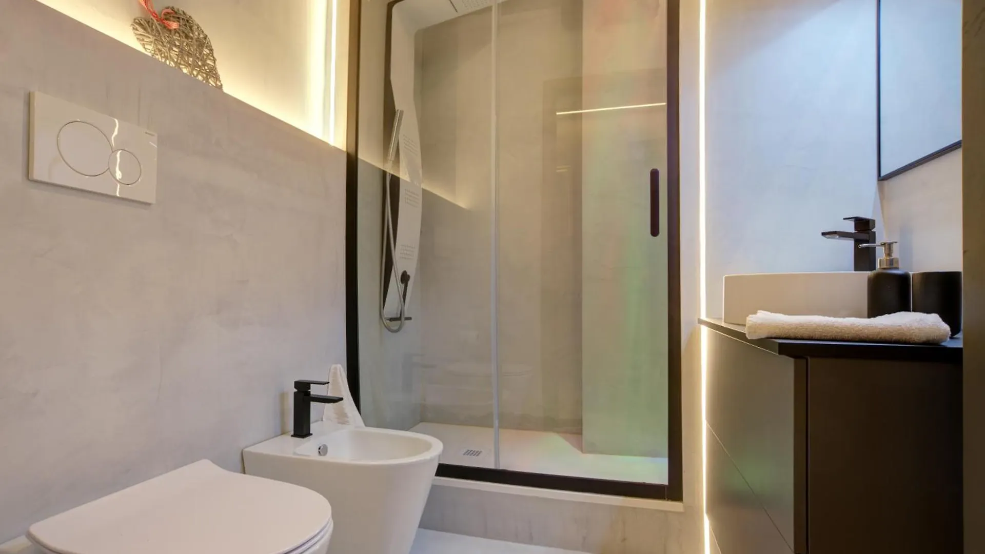 Top Floor Aparthotel Bentivoglio Catania