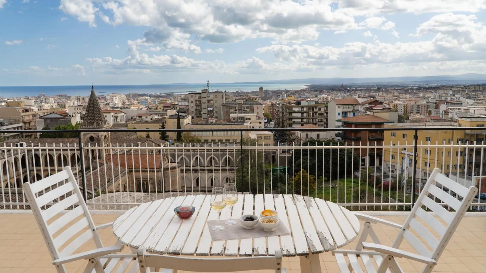 Top Floor Aparthotel Bentivoglio Catania Apartment