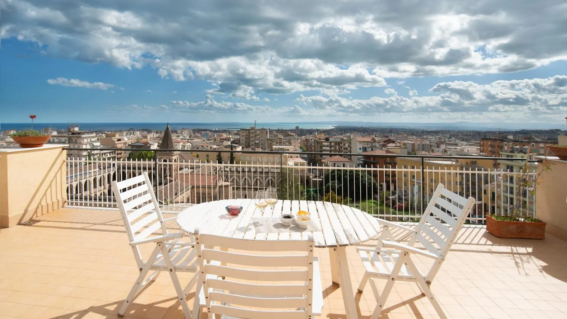 Apartment Top Floor Aparthotel Bentivoglio Catania